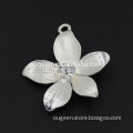 Fashion most pupolar Lily pendant with stone zinc alloy jewelry accessories
